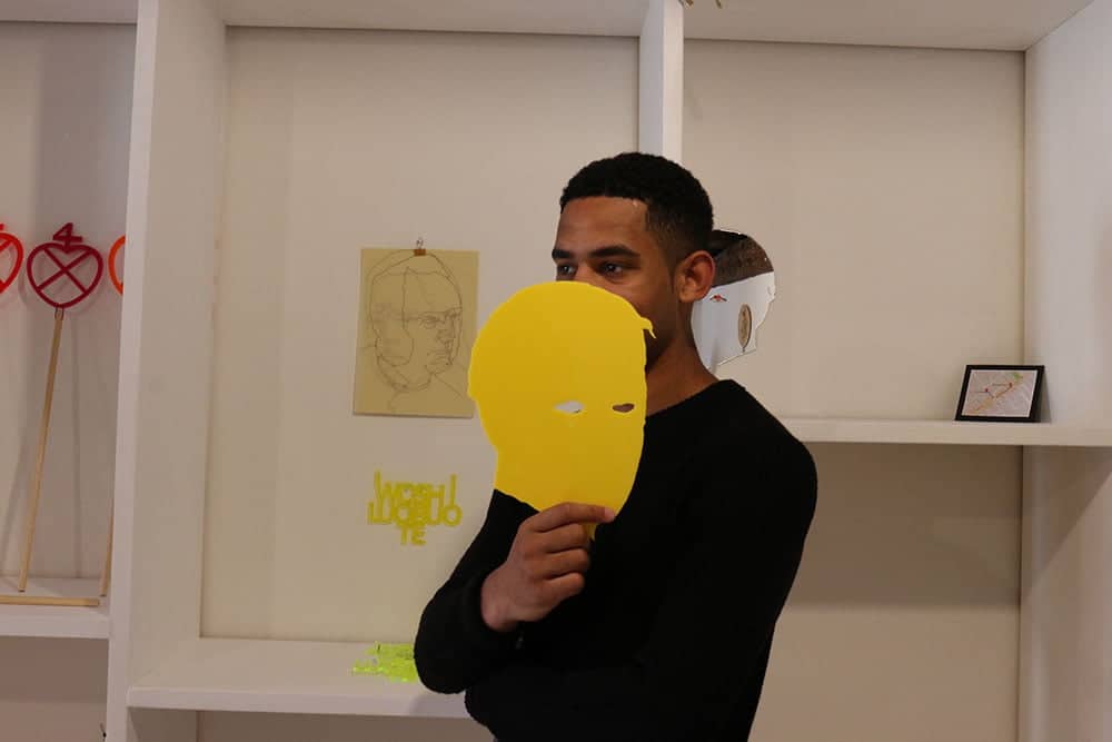 Student interacting with Speak Robert at the Artists' Pavilion - image courtesy Laura Malacart