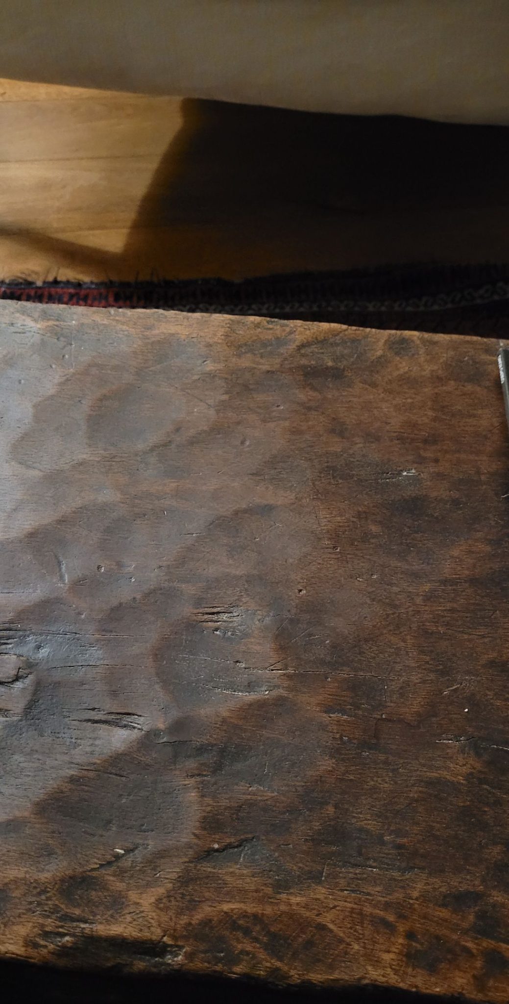 Parquet and wood table shadows