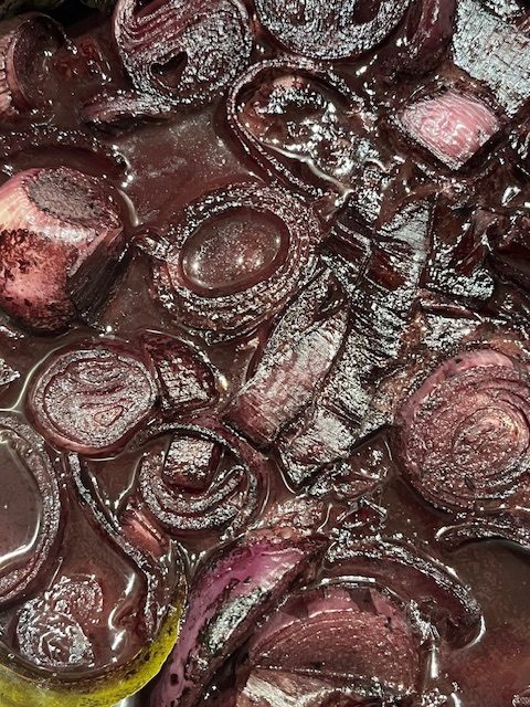 Colour photo of red wine sauce