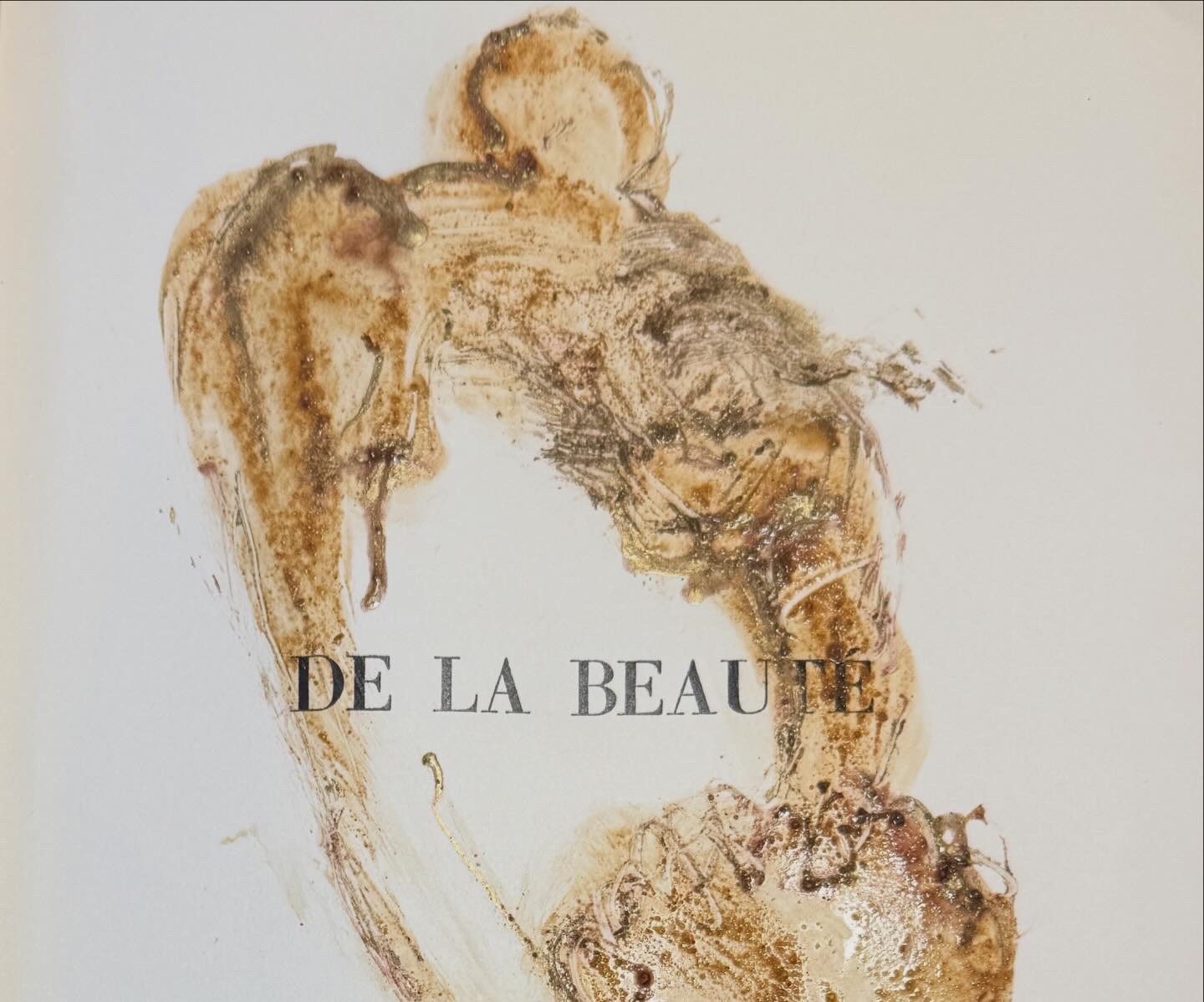 Drawing in pigment of two forms