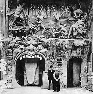 A section of a photo of Cabaret L'Ender