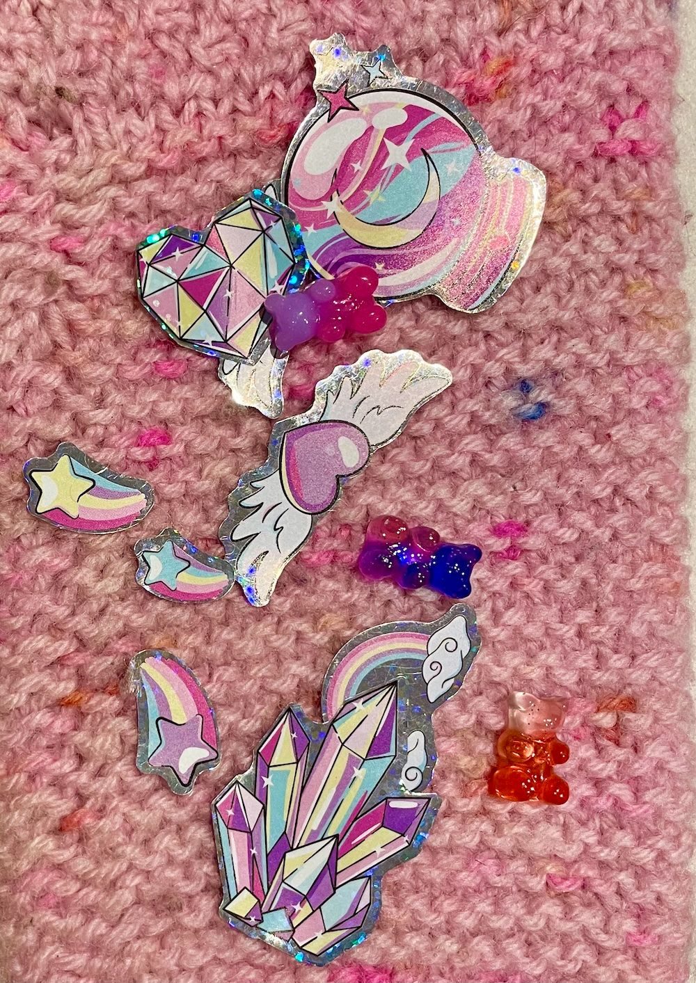 Stickers on a jumper and magnets