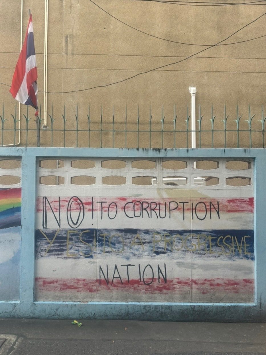 flag, graffiti, street, resistance