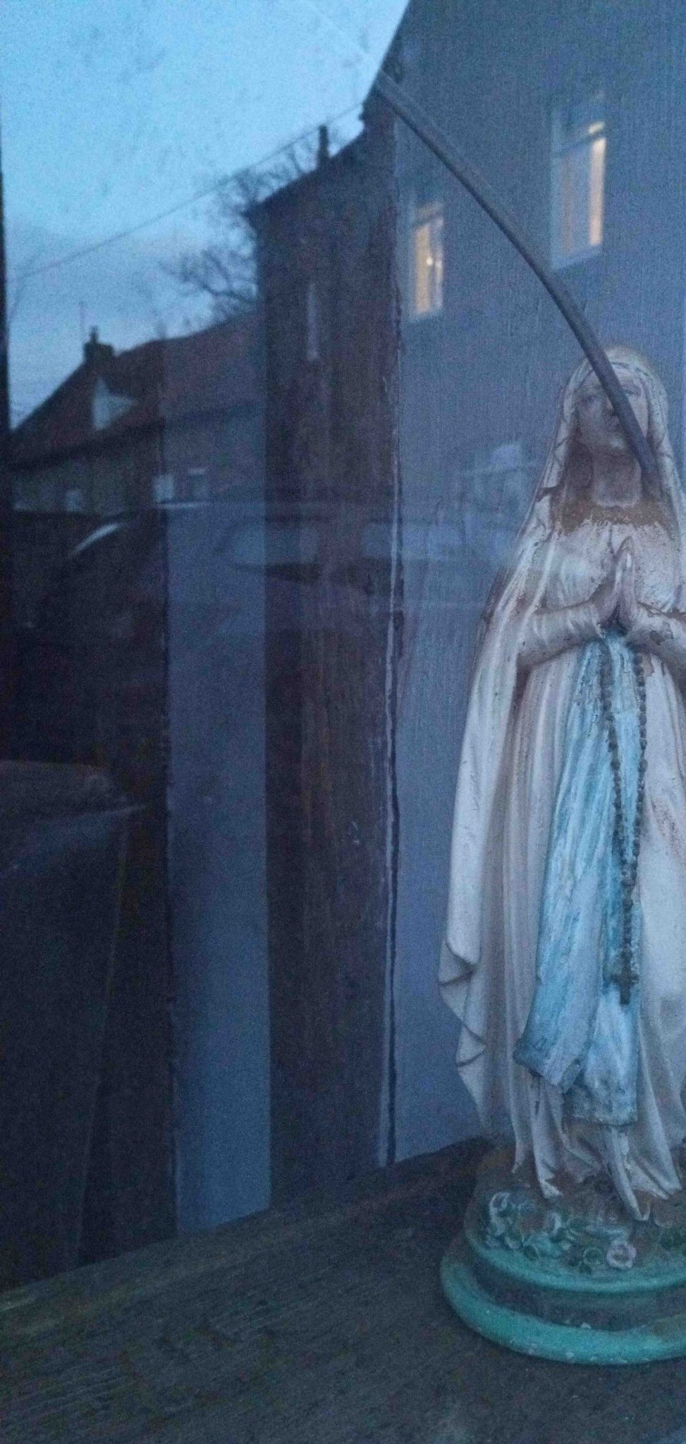 Mary statue with wire