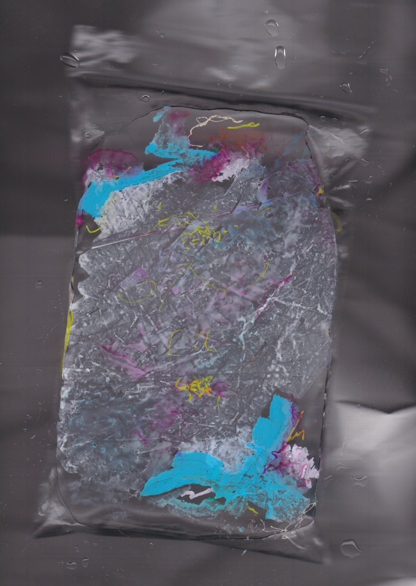 Getting messy whilst keeping it contained? Water based pens and paints, plastic bag and water