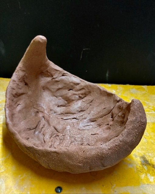 Clay leaf boat