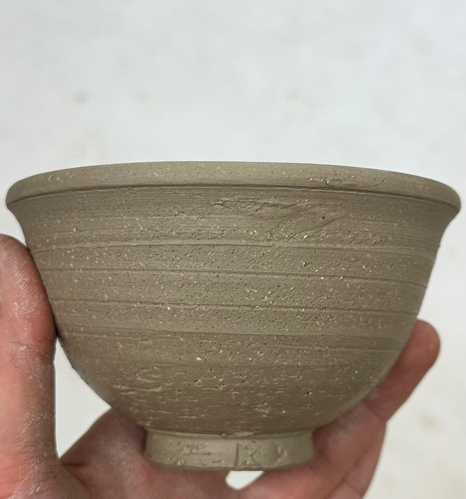 Clay bowl form