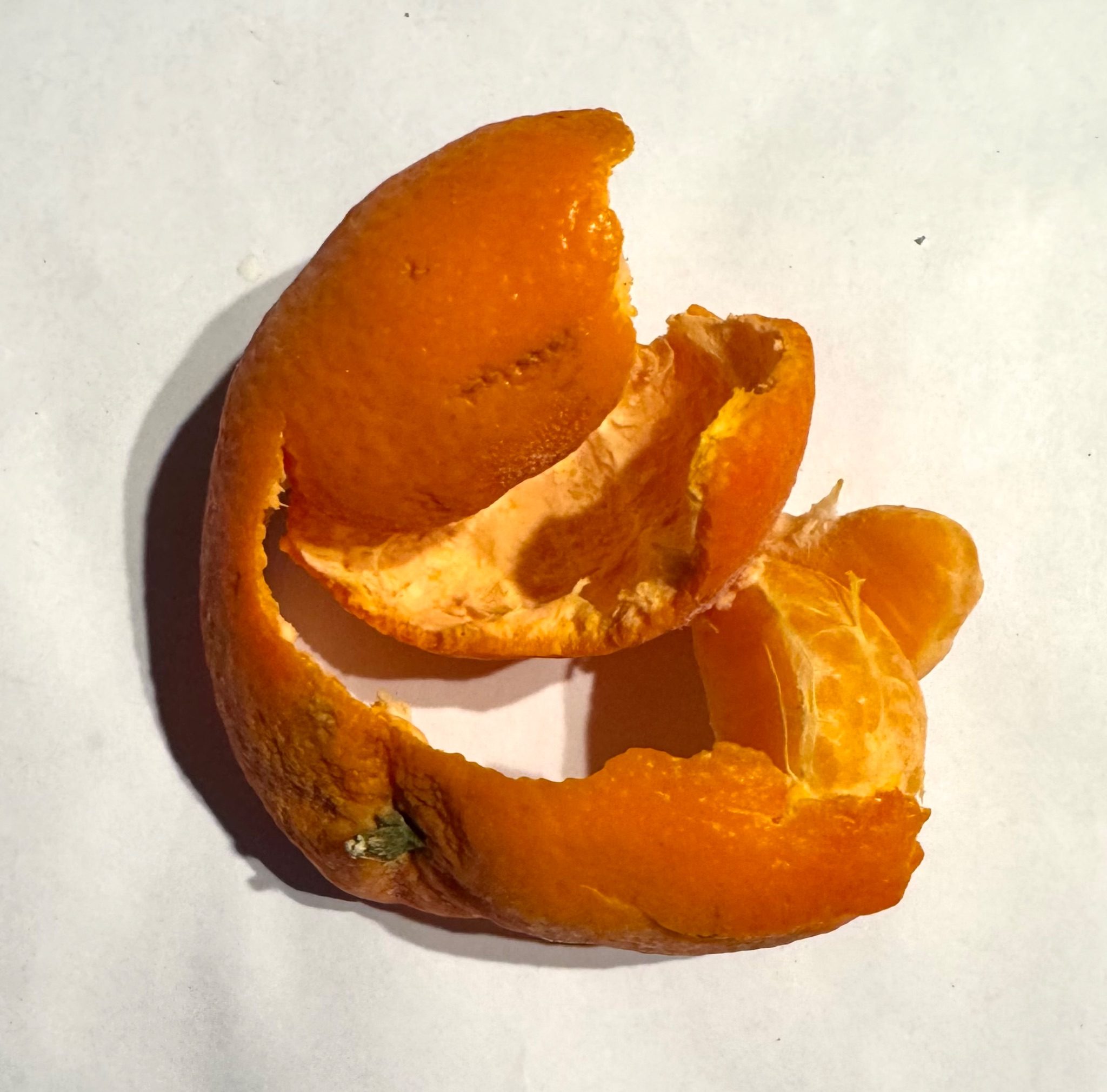 Tangerine peel with 2 cloves