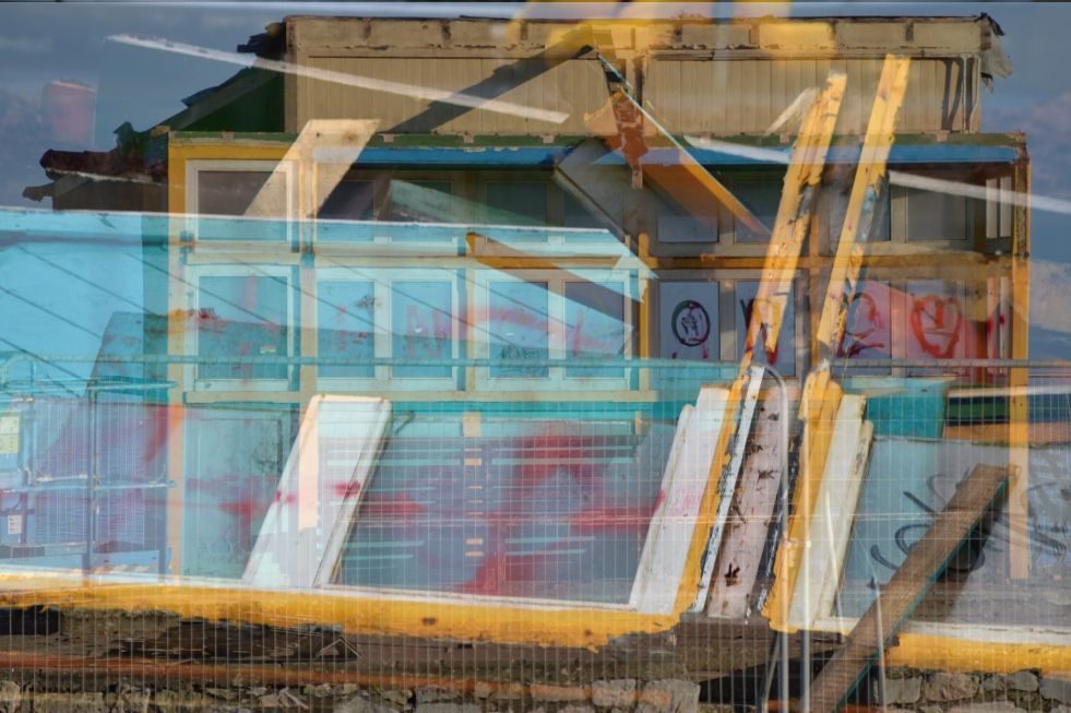 Superimposed images of a beach shelter partially dismantled and completely dismantled
