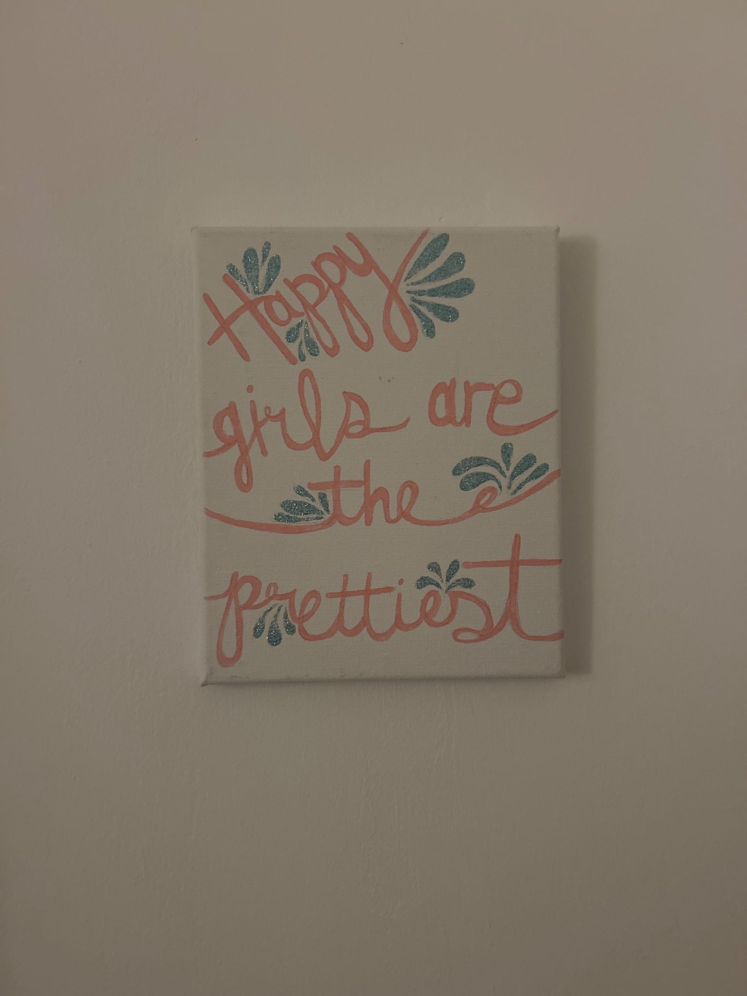 Quote saying happy girls are the prettiest
