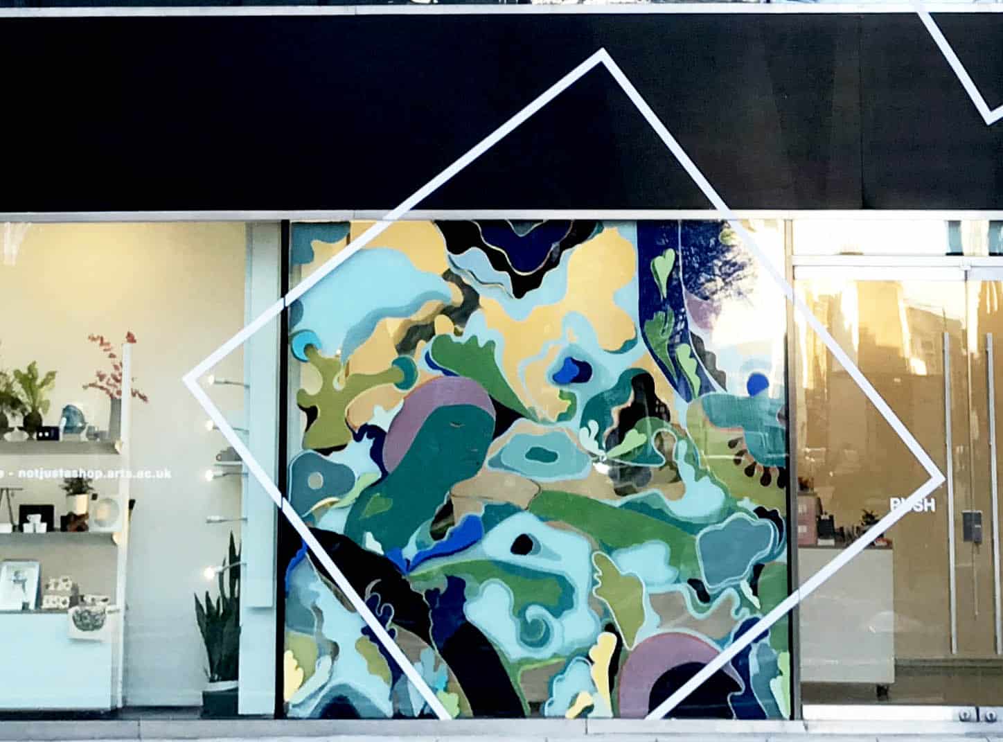 Resolutions window commission